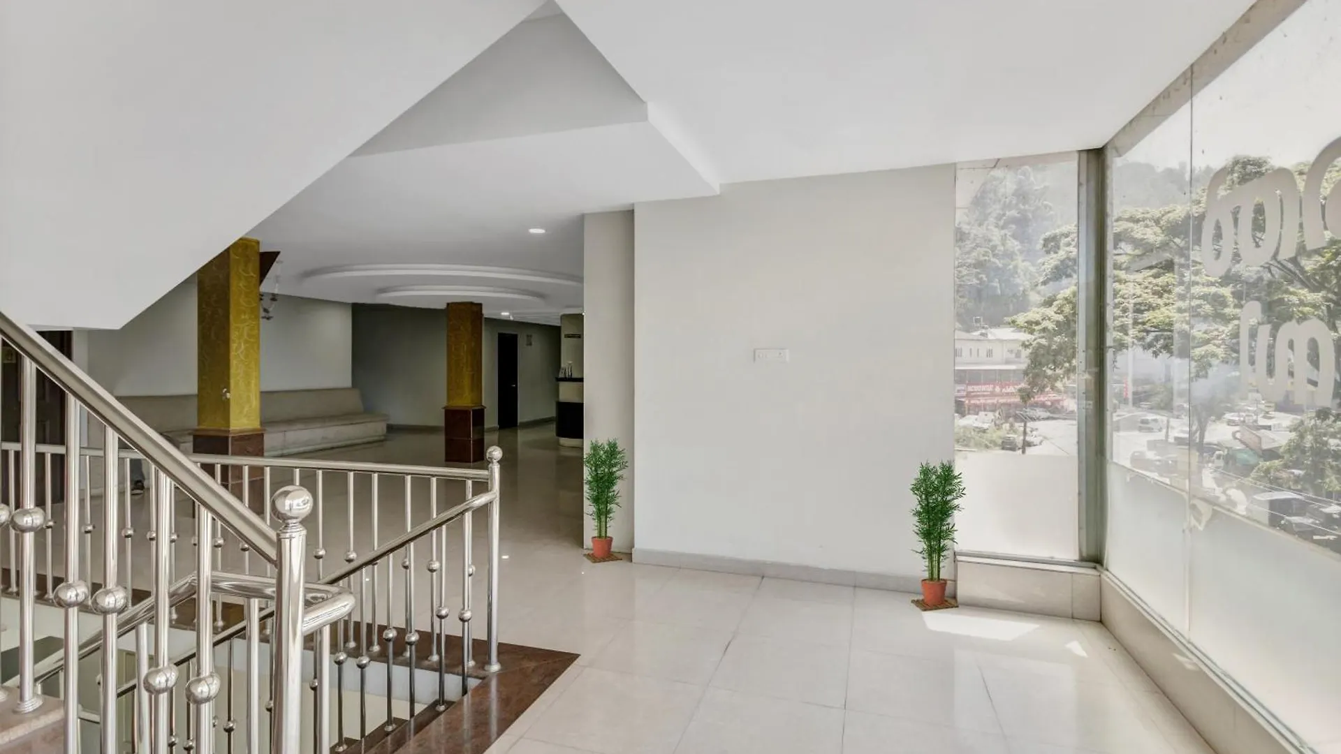 Hotel O Kalapurackal Residency Thekkady